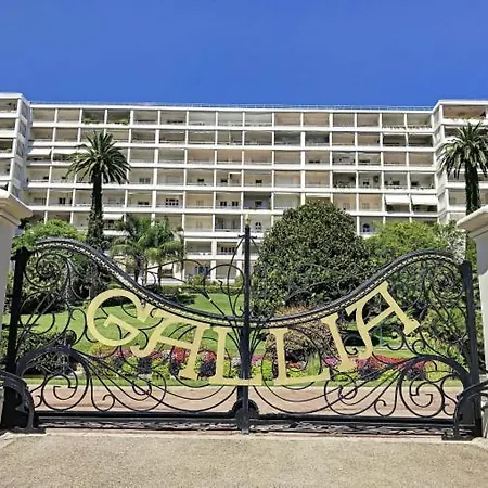 Gallia Apartment *